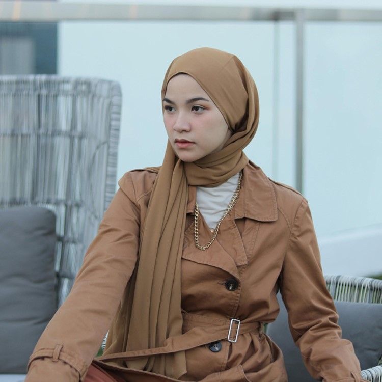 A-Muslim-woman-wearing-Brown-Polyester-Hijab-1 A-Muslim-woman-wearing-Brown-Polyester-Hijab-1